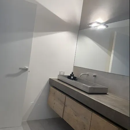 Modern Luxury Pool House * Roma