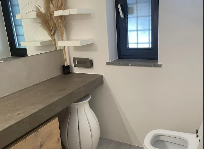 Modern Luxury Pool House Hébergement de vacances *