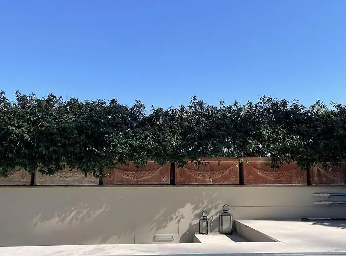 Modern Luxury Pool House Hébergement de vacances *