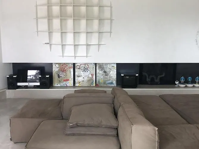 Hébergement de vacances Modern Luxury Pool House