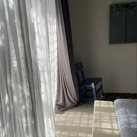 בית נופש Modern Luxury Pool House *